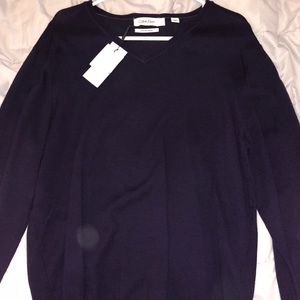 Purple V-Neck sweater. Size Large, new with tags.